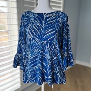 Lilly Pulitzer Ruffle 3/4 Sleeve Top in Blue and White Size Medium